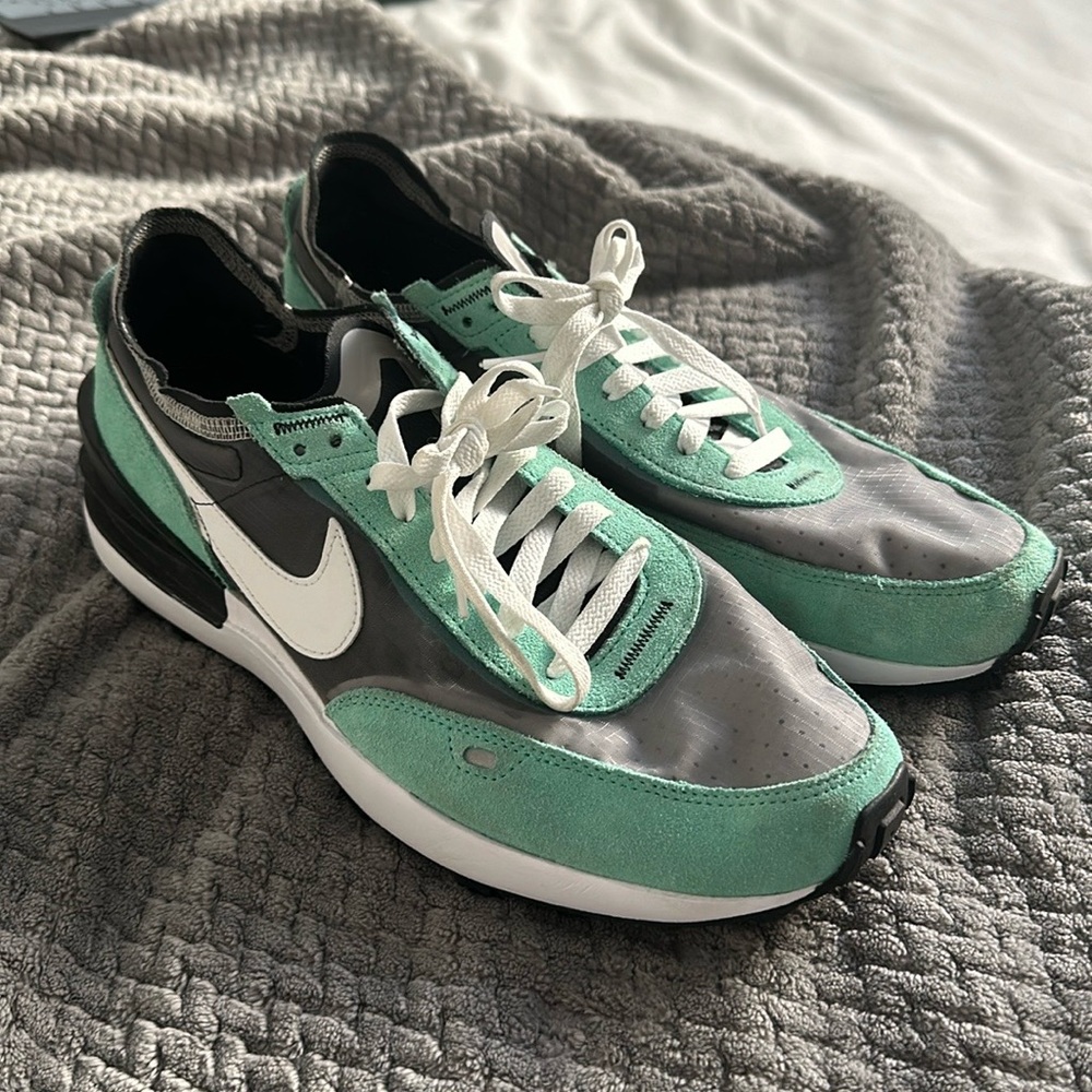 Nike Men’s Waffle Shoes Size 10.5